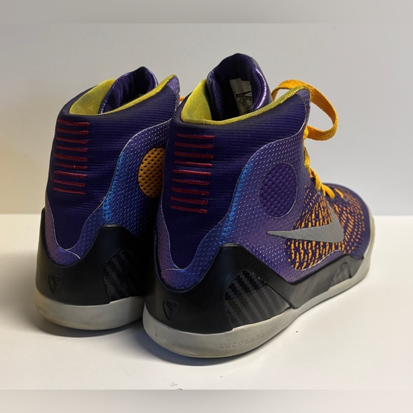 Kobe 9 Elite ‘Team’ size 6.5Y - Picture 5 of 7